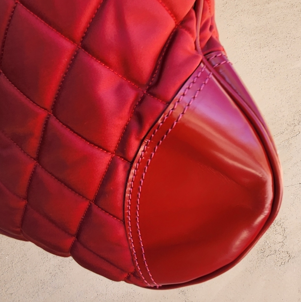 Like New Burberry Quilted Nylon & Patent Leather Hobo Bag w/ Gold Lock & COA - Picture 9 of 15